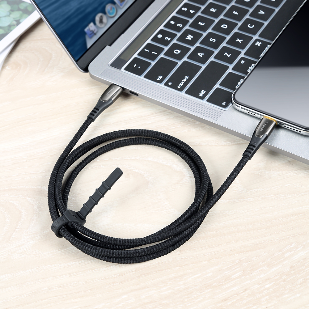 CA765_black-5